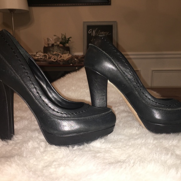 NWOT True Religion Blk Leather Platform Pump Sz6M - Picture 4 of 8